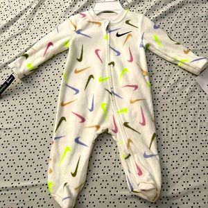 Baby onesie nike set